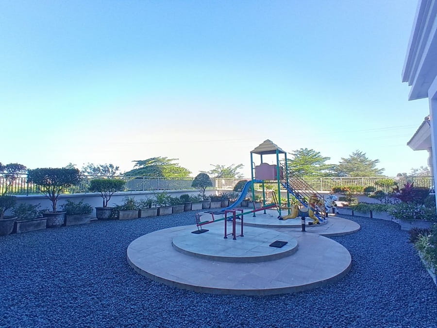 playground apartemen solo